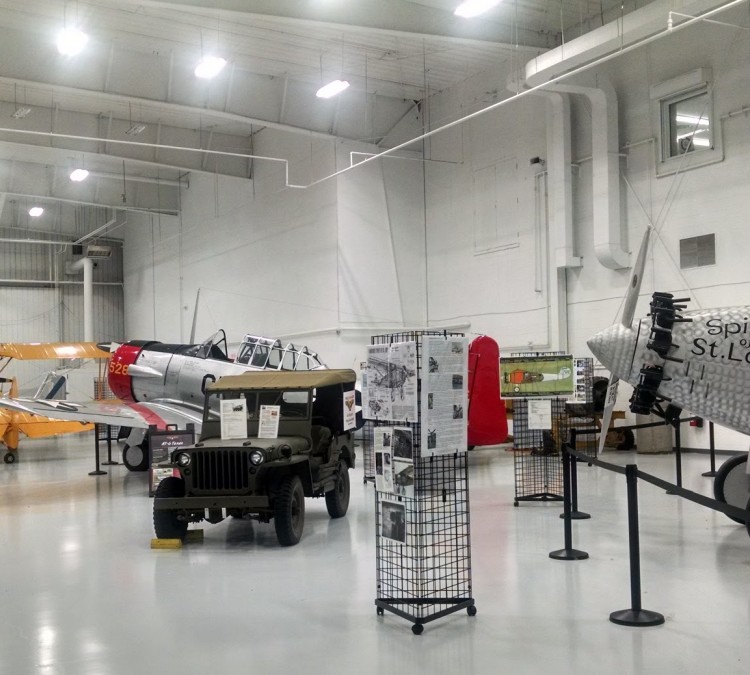 wings-of-the-north-air-museum-photo